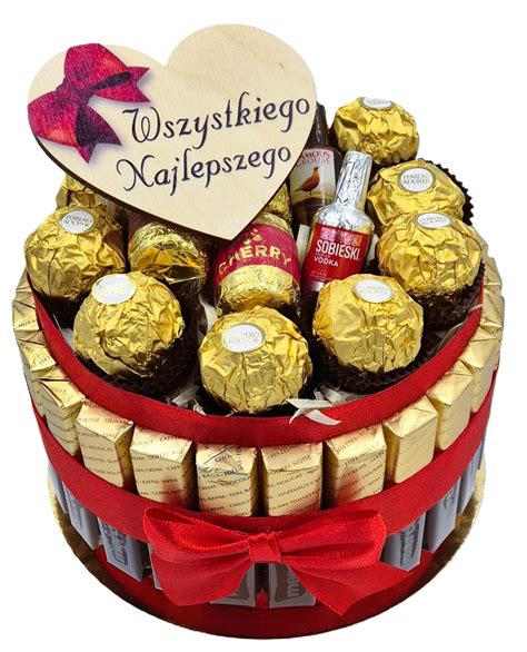 Ukážka rôznych darčekov kvetín - sladkosti, víno, plyšáci