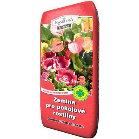 Rôzne substráty pre pestovanie húb