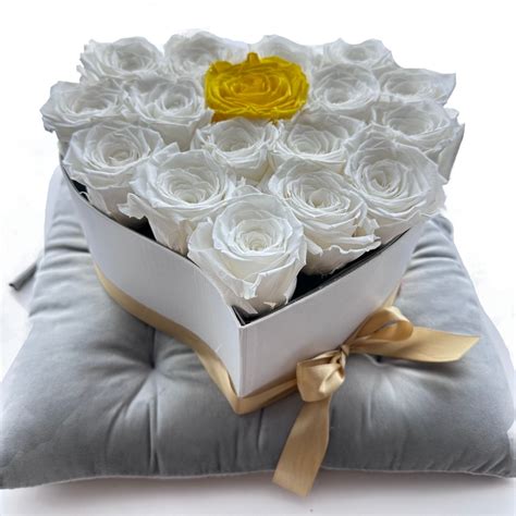 sviečky v tvare margarétok