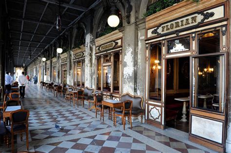 Historická kaviareň Caffè Florian na Námestí sv. Marka v Benátkach