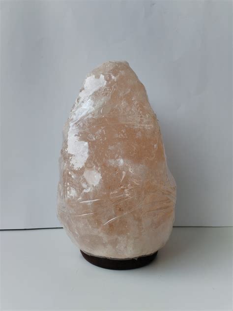 himalájska soľná lampa